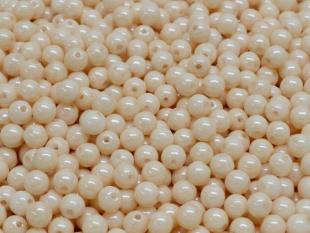 4mm Czech Round Druk Bead, Champagne Alabaster, 50 pieces For Sale